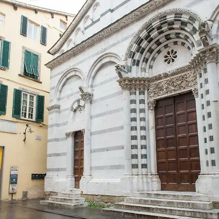 Colorato E Vivace Bilocale Apartment Lucca Exterior photo